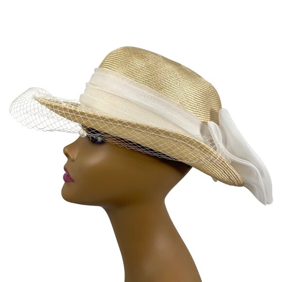 VTG USA Plaza Suite By Betmar Beige Straw Hat With White Bow + Netting Accents main image 5